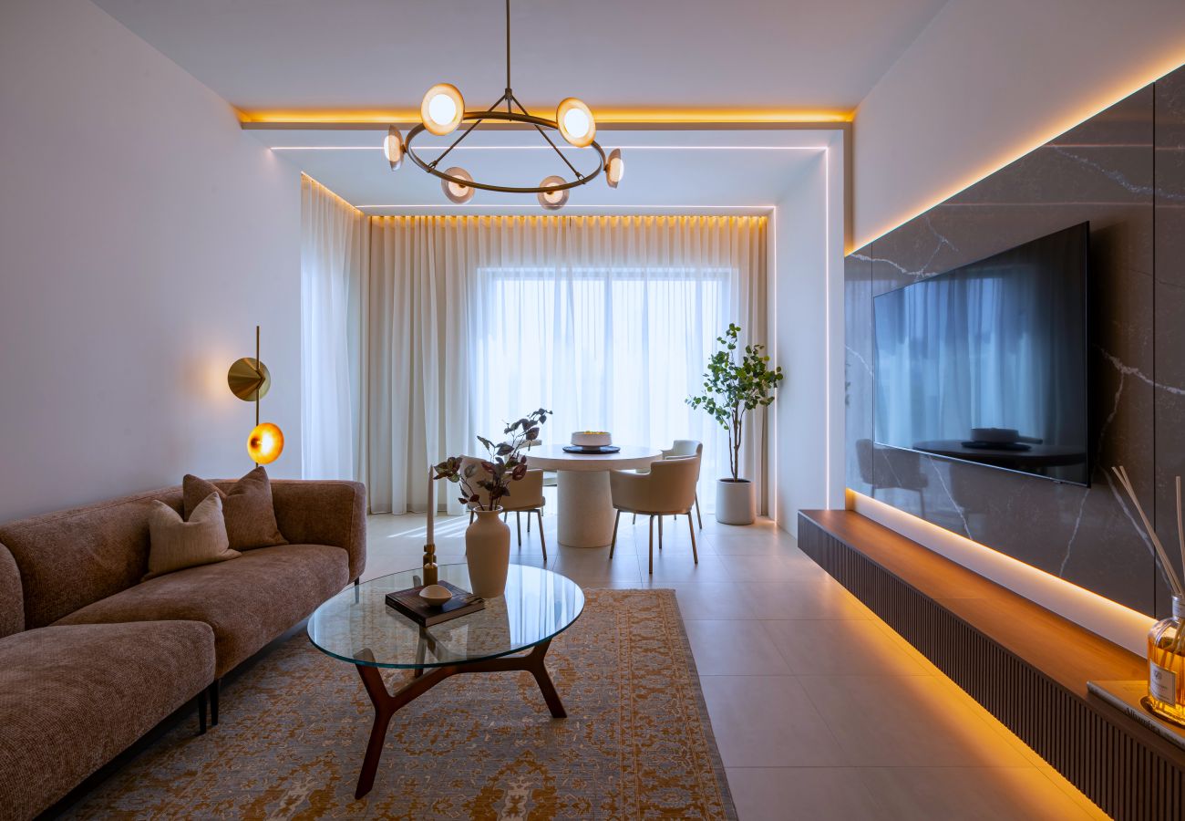 Apartamento en Dubai - 313 Modern Downtown Gem with Breathtaking Views